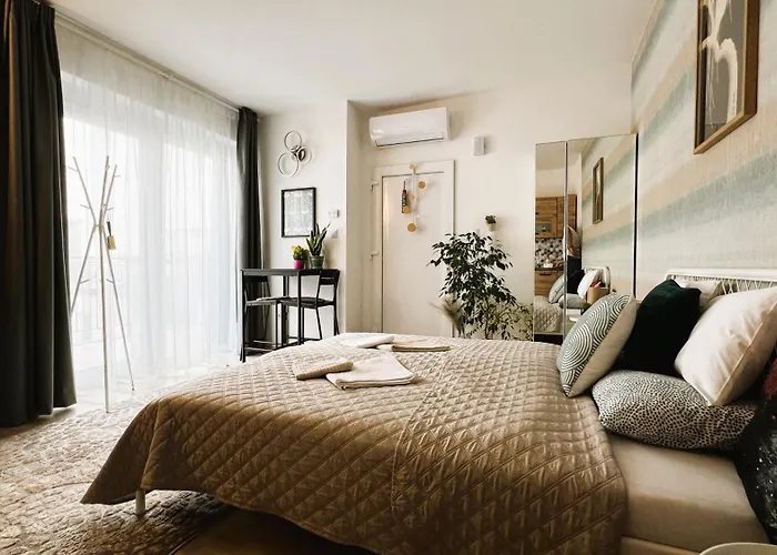 Westend Lofts Charming Nest