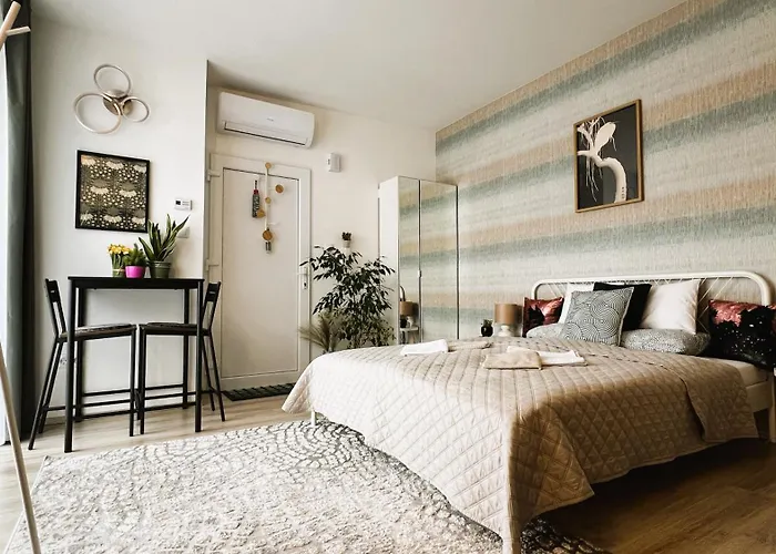Westend Lofts Charming Nest