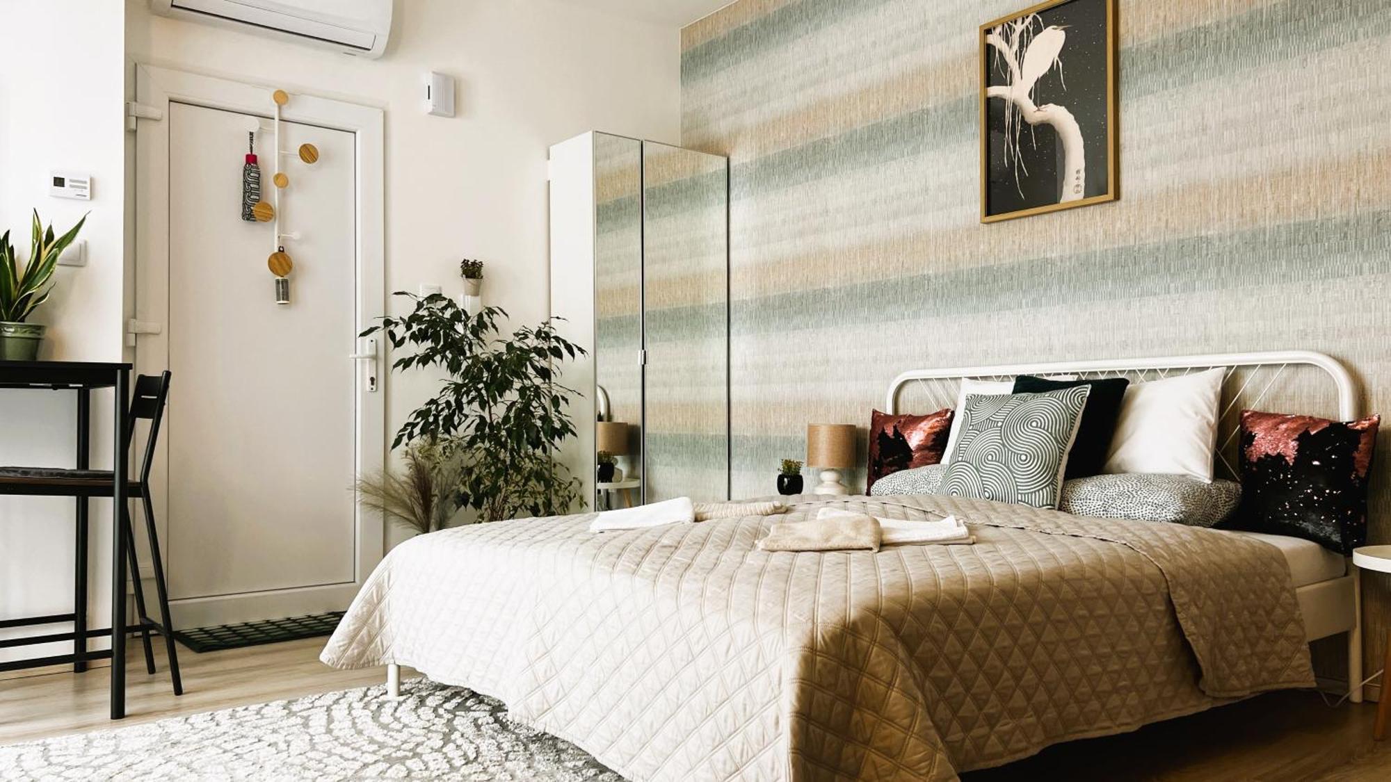 Westend Lofts Charming Nest Apartament *